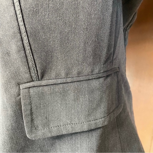 Relativity Women’s Gray Blazer Jacket Size 8 - Picture 6 of 12